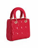Immagine di NARDINI - Borsa piccola rossa due manici effetto vernice trapuntata con cuori e ciondoli, tracolla removibile