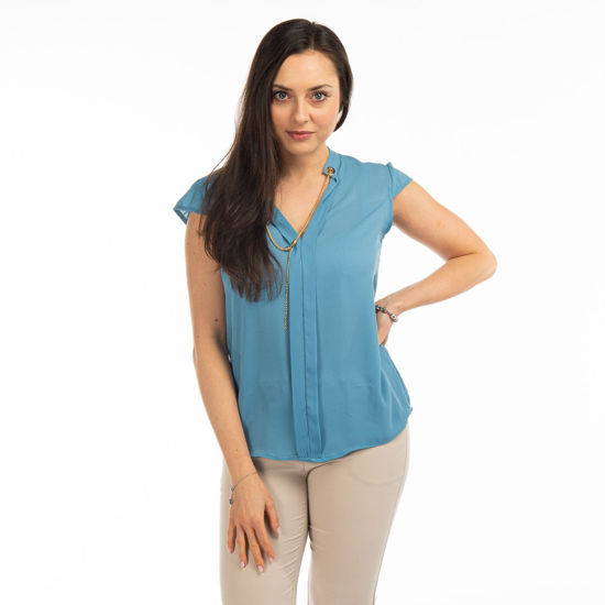 Immagine di PAQUITA - CAMICIA CELESTE SCOLLO A V CON CATENA