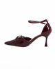 Immagine di MISS GLOBO - Décolleté bordeaux in vernice con sottopiede in VERA PELLE memory foam e cinturini incrociati sulla punta, tacco 7,5CM