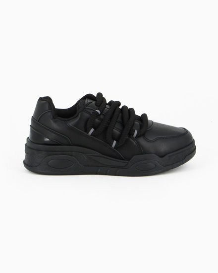 Immagine di SNEAKER