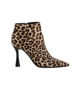Immagine di GLOBO ROSA - Tronchetto leopardato a punta con zip laterale, tacco 9,5CM
