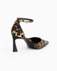 Immagine di MISS GLOBO - Décolleté leopardata in raso con sottopiede in memory foam e cinturino alla caviglia, tacco 7CM