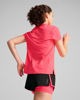 Immagine di PUMA - T-SHIRT DA DONNA RUN FAVORITES VELOCITY ROSA FLUO - 525061-16