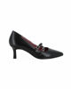 Immagine di MISS GLOBO - Décolleté nera con sottopiede in VERA PELLE e cinturini frontali, tacco 6,5CM - MADE IN ITALY