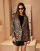 Immagine di BACHATA - Giacca beige leopardata con tasche
