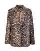 Immagine di BACHATA - Giacca beige leopardata con tasche