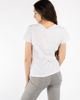 Immagine di TATOO - Tshirt bianca da donna scollo a V