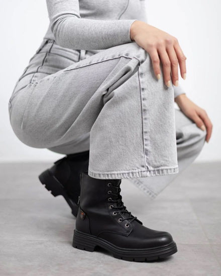 Immagine di REFRESH - Anfibio nero con lacci, zip laterale e inserto posteriore con strass e zip