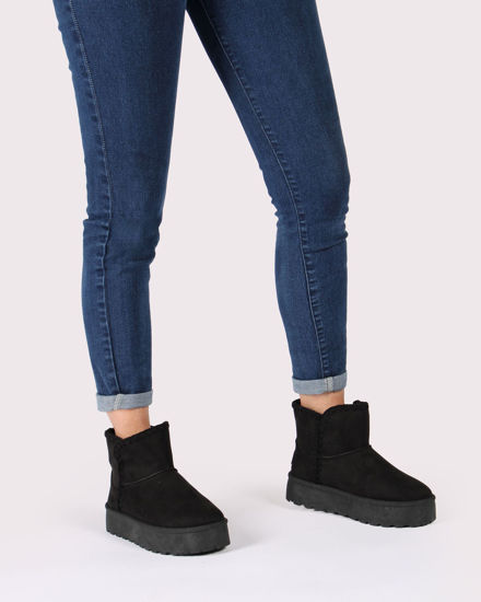 Immagine di RIFLE - Stivaletto nero scamosciato con pelliccia interna