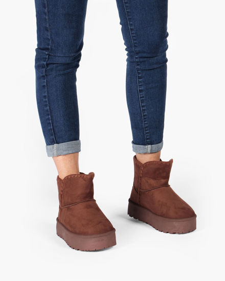 Immagine di RIFLE - Stivaletto cioccolato scamosciato con pelliccia interna