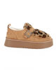 Immagine di MISS GLOBO - Scarpa camel scamosciata con pelliccia leopardata e cinturino con fibbia