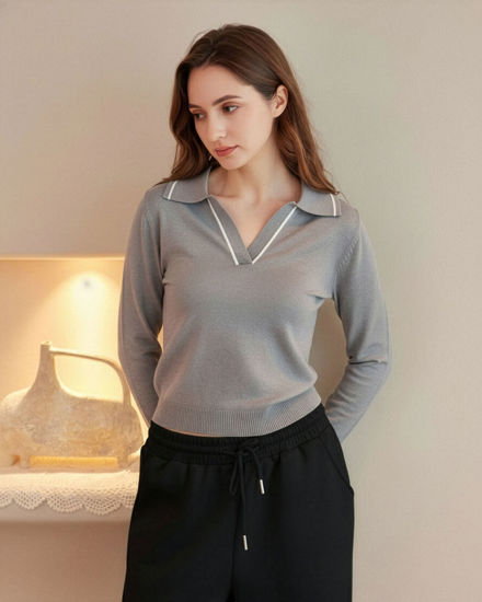 Immagine di BACHATA - Maglia manica lunga grigia con scollo a V e colletto da donna