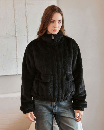 Immagine di GIUBBINO CON CAPPUCCIO