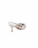 Immagine di MISS GLOBO - Décolleté slingback avorio in vernice con sottopiede in memory foam, tacco 5,5CM