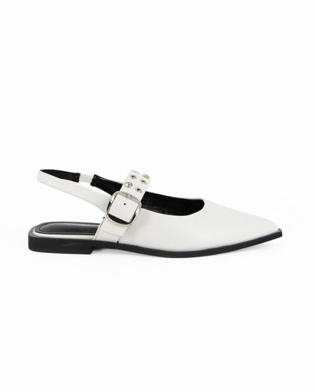 Immagine di MISS GLOBO - Ballerina slingback bianca a punta con sottopiede in memory foam e cinturino frontale con fibbia