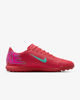 Immagine di NIKE - SCARPA DA CALCETTO UOMO ROSSE, VERDI E FUXIA MERCURIAL VAPOR 16 CLUB TF, FQ8446-800