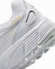 Immagine di NIKE - SNEAKERS DONNA BIANCA, GRIGIA E ORO P-6000 GS, HV5064-102