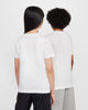 Immagine di NIKE - T-SHIRT SPORTSWEAR KIDS BIANCA, FZ5177-100