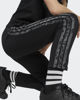 Immagine di ADIDAS - LEGGINGS JUNIOR NERI CON 3 STRISCE ANIMALIER FRENCH TERRY  - KC5412