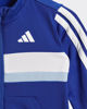 Immagine di ADIDAS - TUTA COMPLETA BABY BLU, BIANCA E CELESTE CON 3 BANDE BIANCHE SEASONAL ESSENTIALS TIBERIO 3 STRIPES - JN2235