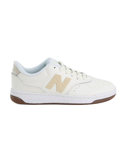 Immagine di NEW BALANCE - SNEAKERS JUNIOR BIANCA E BEIGE LIFESTYLE LEATHER SEA SALT - dal 36,5 AL 41 - BBW80POR