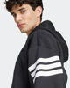 Immagine di ADIDAS - FELPA NERA DA UOMO FULL ZIP CON CAPPUCCIO 3 STRISCE - JD4827