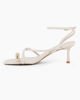 Immagine di MISS GLOBO - Sandalo infradito avorio con sottopiede in memory foam, punta quadrata e dettaglio metallico infra-alluce, tacco 6CM