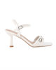 Immagine di MISS GLOBO - Sandalo avorio in vernice con sottopiede in VERA PELLE e punta quadrata, tacco 7,5CM