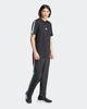 Immagine di ADIDAS - TSHIRT NERA DA UOMO CON BANDE TRICOLORE - KE5604