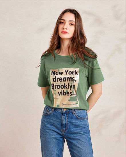 Immagine di BACHATA - Tshirt manica corta verde salvia con stampa