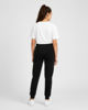Immagine di PUMA -PANTALONE DA RAGAZZA (7 - 16 ANNI) ESS RHINESTONE , NERO E LOGO FRONTALE IN STRASS, 693858-01