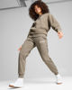 Immagine di PUMA - PANTALONE TUTA TAUPE ESSENTIAL+ SCRIPT FL DA DONNA,  681536-67