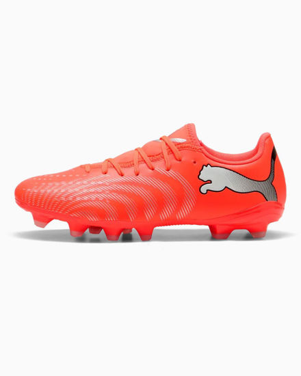 Immagine di PUMA - SCARPA DA CALCIO FUTURE 9 PLAY FG/AG ROSSA FLUO CON DETTAGLI GRIGI E NERI DA UOMO, 108715-01