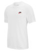 Immagine di NIKE – T-SHIRT SPORTSWEAR CLUB BIANCA CON LOGO NERO-ROSSO DA UOMO – AR4997/100