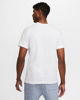 Immagine di NIKE – T-SHIRT SPORTSWEAR CLUB BIANCA CON LOGO NERO-ROSSO DA UOMO – AR4997/100