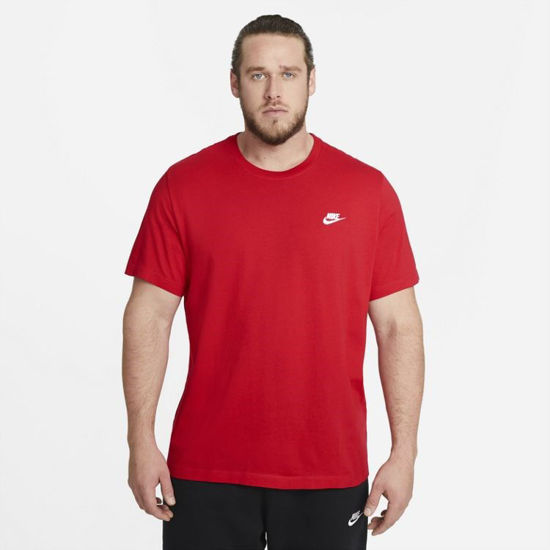 Immagine di NIKE – T-SHIRT SPORTSWEAR CLUB ROSSA DA UOMO – AR4997/657