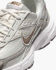 Immagine di NIKE - SNEAKERS INITIATOR  GRIGIA E BIANCA DA DONNA, IB4339/001