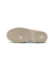 Immagine di NIKE - SNEAKERS JUNIOR COURT BOROUGH LOW BBALL GS  BIANCHE E BEIGE  CON DETTAGLI ROSSI DAL 36 AL 40, IR5462/100