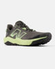 Immagine di NEW BALANCE -  SCARPE DA RUNNING TRAIL NITREL V6 GRIGIE CON DETTAGLI VERDE FLUO DA UOMO,  MNTR2MD