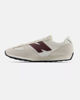 Immagine di NEW BALANCE -  SNEAKERS LIFESTYLE  BEIGE, PANNA CON DETTAGLI MARRONI,  U4718Y4