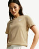 Immagine di NIKE - T- SHIRT SPORTSWEAR CLUB ESSENTIALS BEIGE/SABBIA DA DONNA , DX7902/286