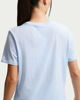 Immagine di NIKE – T- SHIRT DA DONNA SPORTSWEAR ESSENTIALS CELESTE – DX7906/407