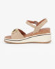 Immagine di DIVAS - Sandalo beige con morsetto, zeppa 6CM