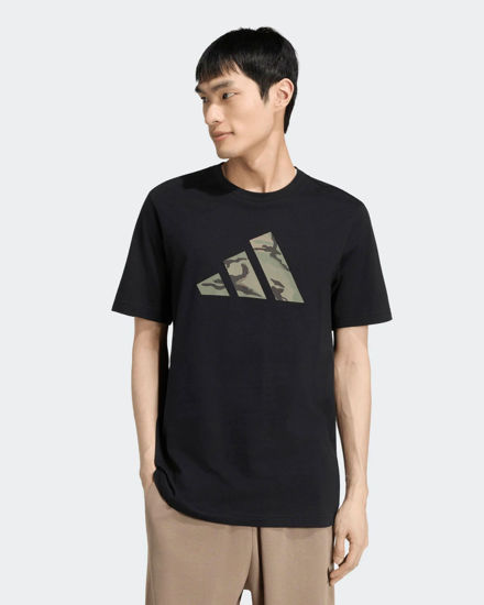 Immagine di ADIDAS -T- SHIRT MEZZA MANICA CAMO LOGO T NERA CON DETTAGLI MIMETICI DA UOMO, KT1686