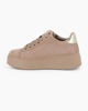 Immagine di MISS GLOBO - Sneakers taupe scamosciata con lacci e applicazione gioiello