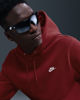 Immagine di NIKE – FELPA  CON CAPPUCCIO CLUB ROSSO SCURO  DA UOMO, FN3859/619