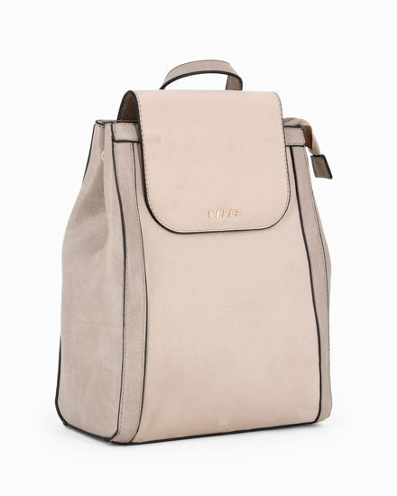 Immagine di RIFLE - Zaino beige con patta e parte frontale scamosciata