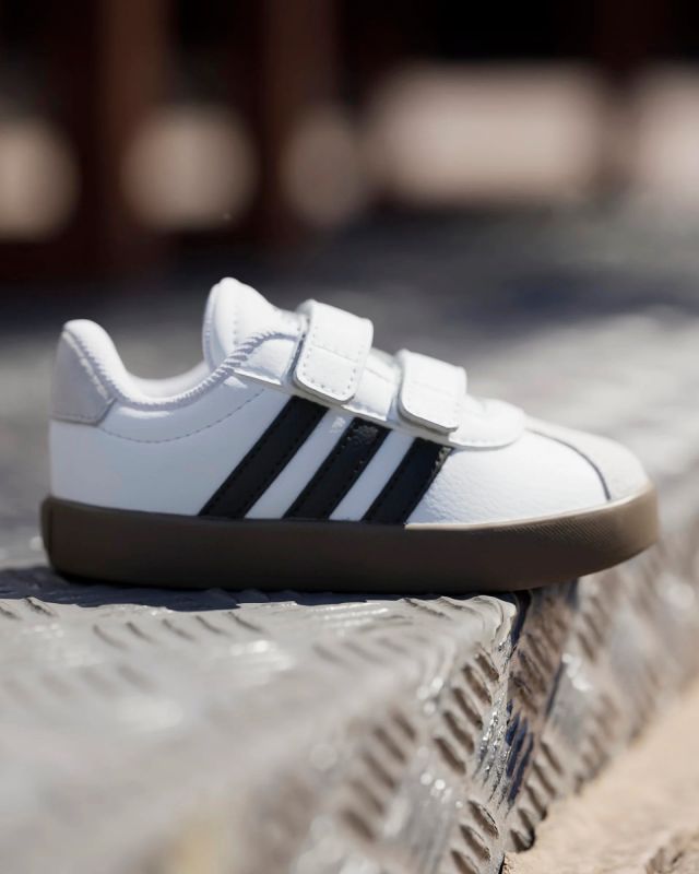 ADIDAS - SNEAKERS BIMBO NERA , BEIGE  E BIANCA VL COURT 3.0 CF TD DAL 19 AL 27 -  ID9157