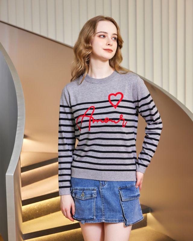 BACHATA - Maglia manica lunga grigia a righe nere con scritta Amour